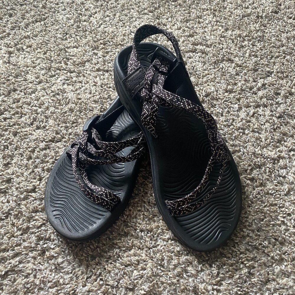 Black patterned Women's Chacos - Size 8